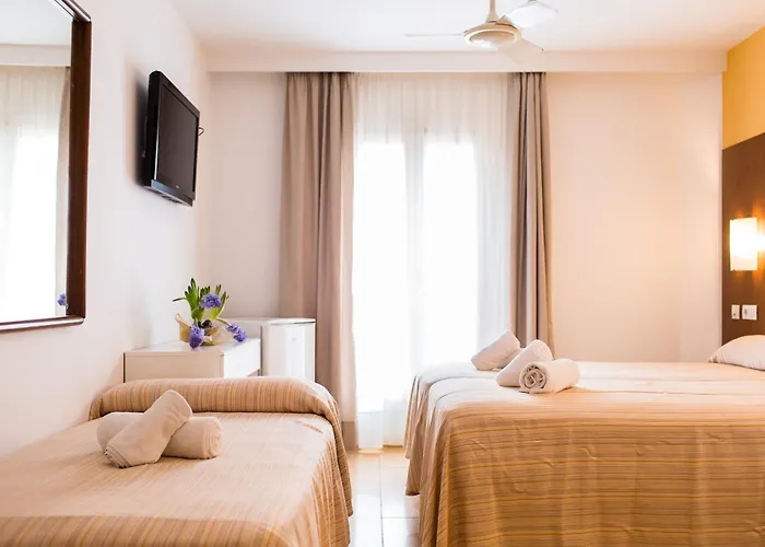 Sagitario CiutadellaHostal